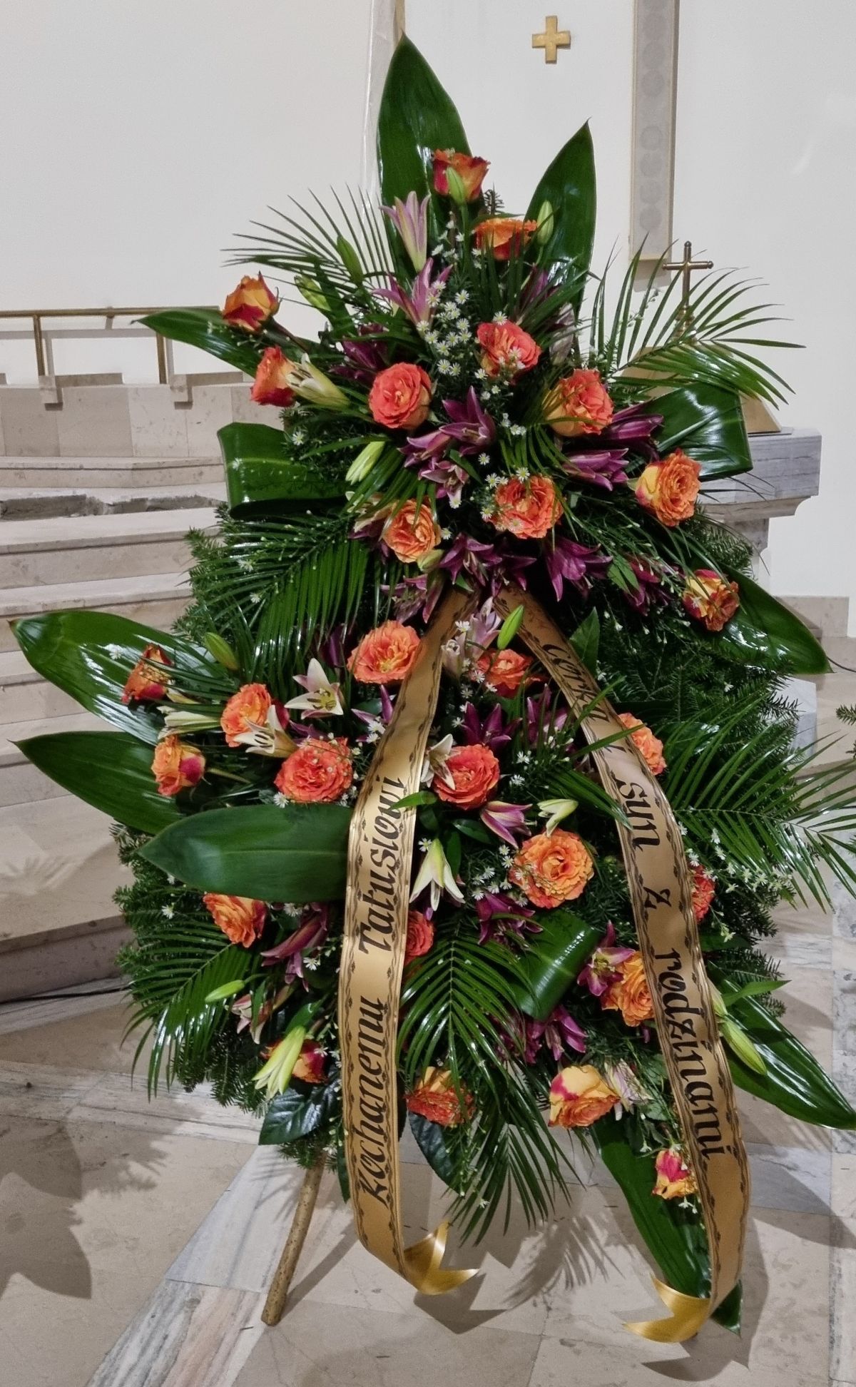 Wiązanka pogrzebowa pomarańczowe róże